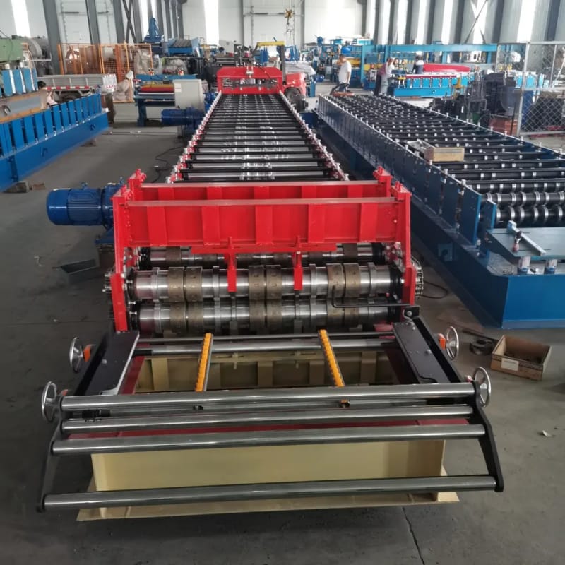 decking machine3.jpg